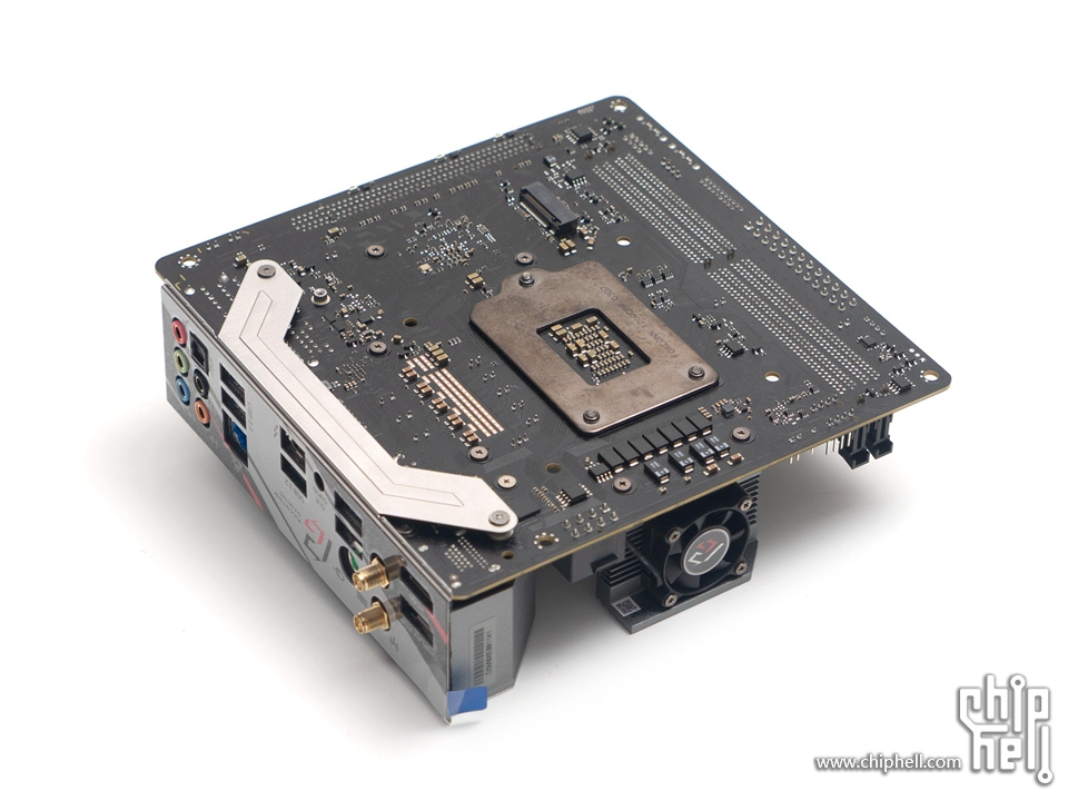 ASRock Z490 Phantom Gaming-ITX/TB3 拆解 - 图18