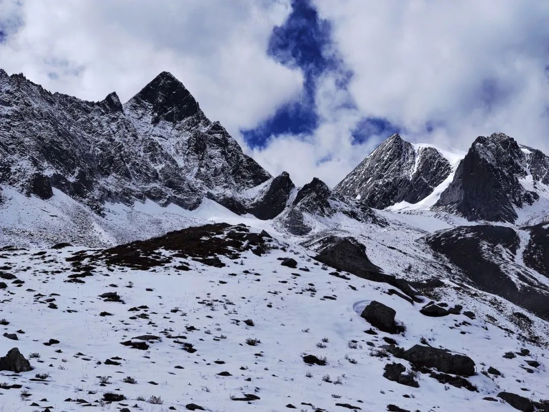 *攀登美女神山夏羌拉，它是川西最美最小众的5000米级雪山 - 图70