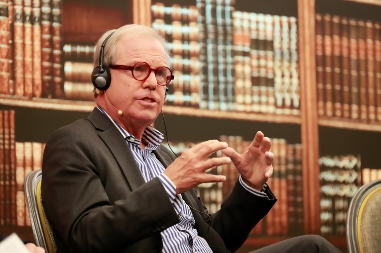 20190617美国学者与任正非的咖啡对话 - 图4