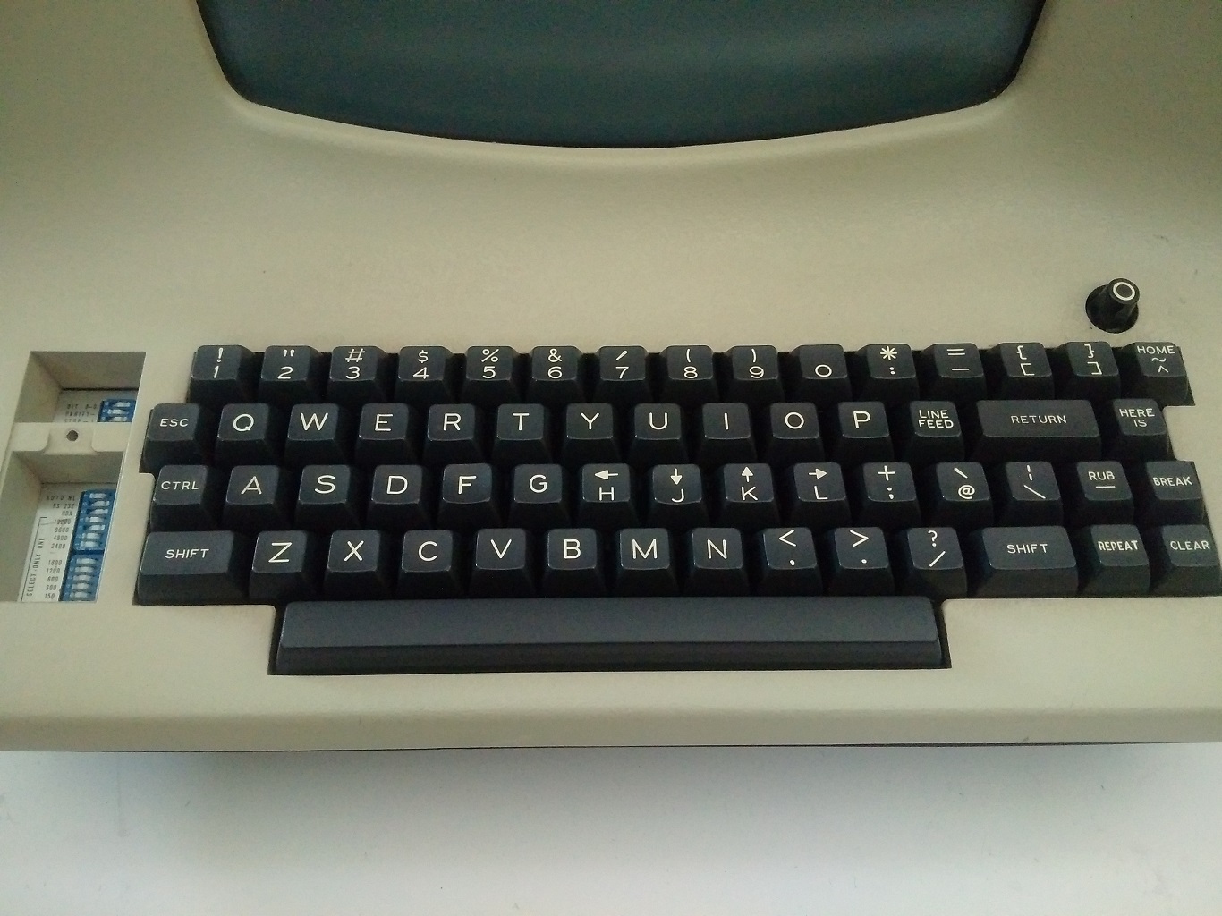 A Lear Siegler ADM-3A keyboard.