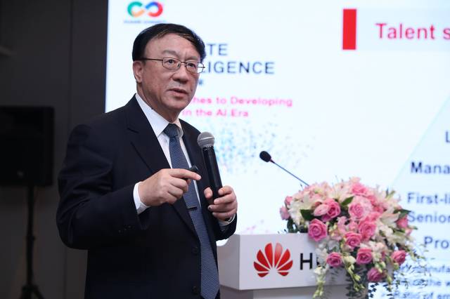 黄卫伟：企业如果不端正经营态度和长远目标，从华为是学习不到东西的 - 图1