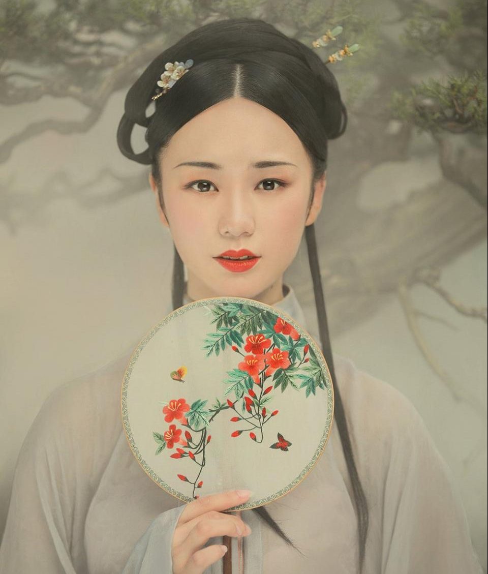 汉服妆容“柳叶眉”特点介绍 - 图2